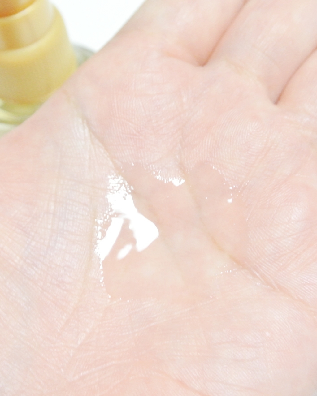 ラックススーパーリッチシャインダメージリペア補修ヘアオイル/LUX/ヘアオイルを使ったクチコミ（2枚目）