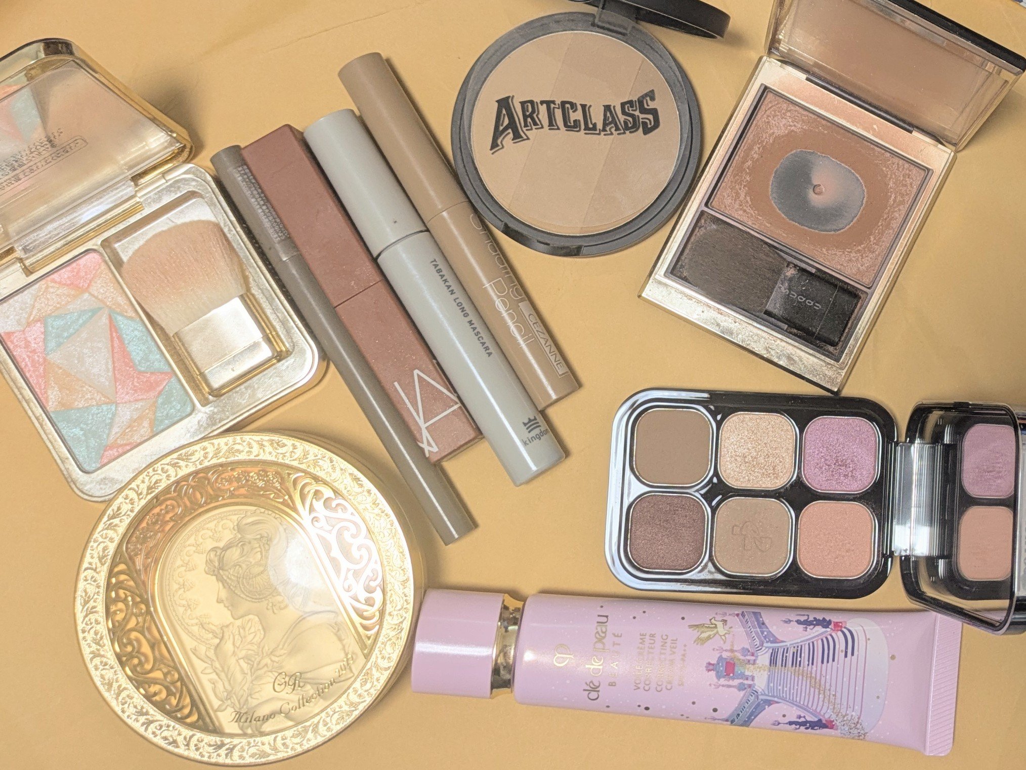 クレ・ド・ポー ボーテ・ミラノコレクションのベースメイクを