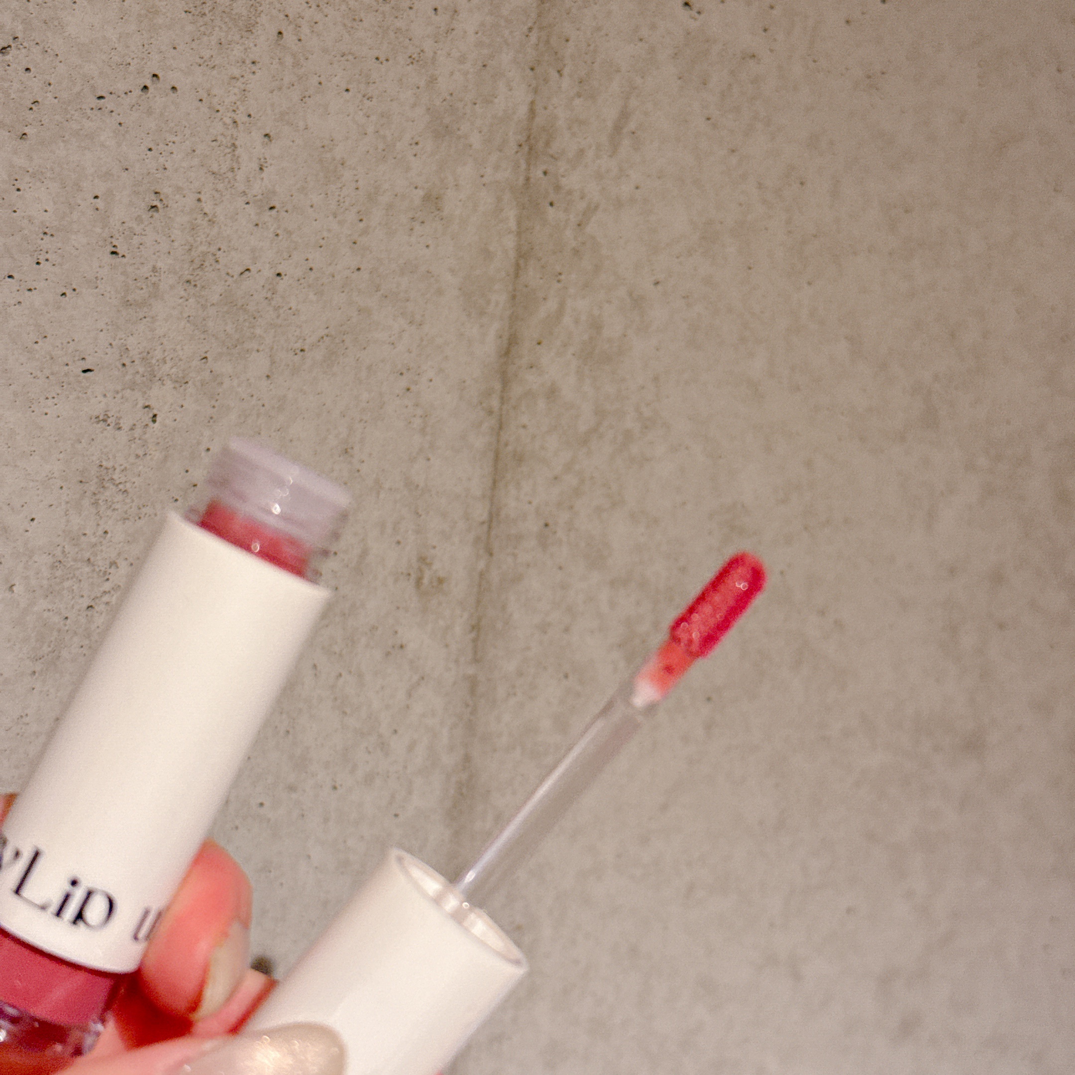 アップトゥーミー　ハグマイリップ　カラーロックプランパー/up2me/リッププランパーを使ったクチコミ（2枚目）