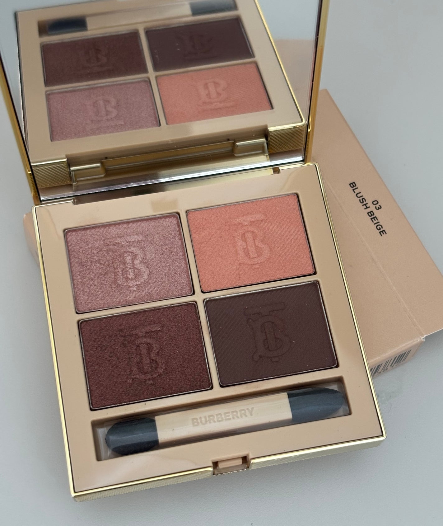 バーバリー アイ クアッド/Burberry Beauty/アイシャドウパレットを使ったクチコミ(1枚目)