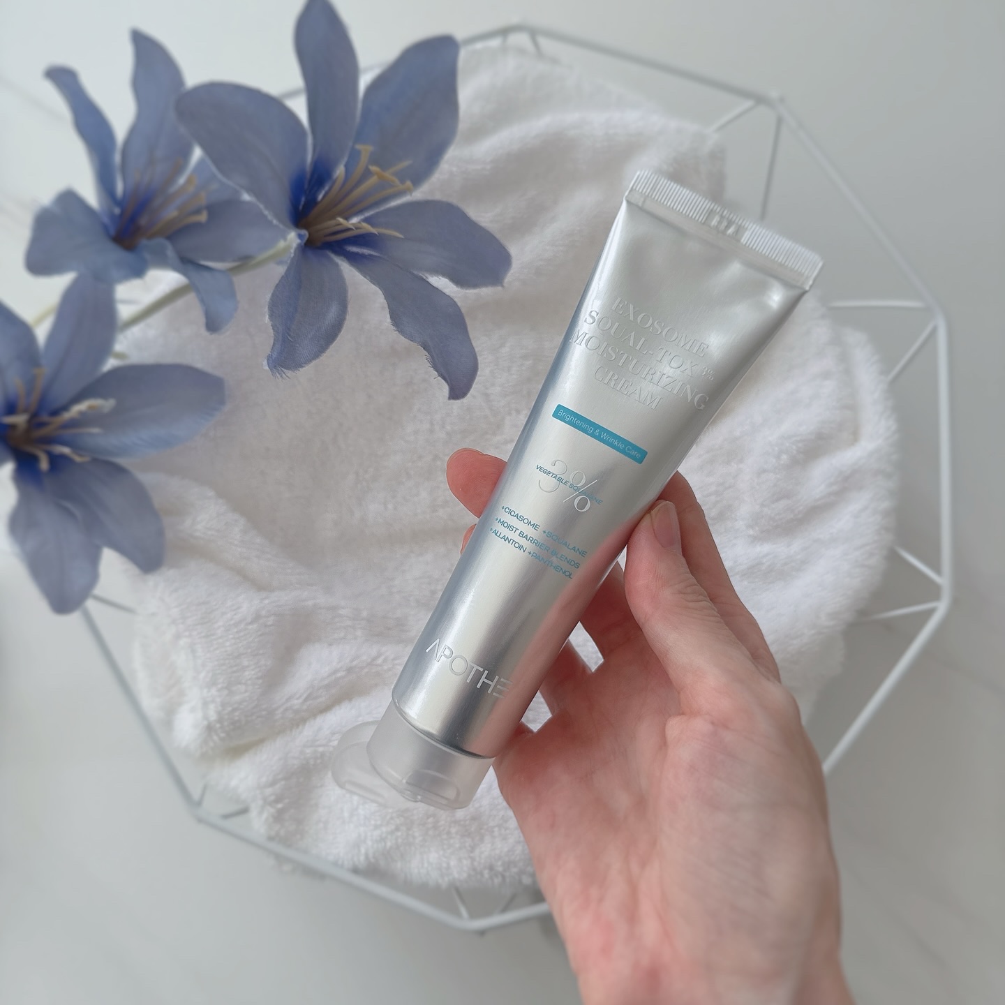 エクソソームスクアルトックスモイスチャーライジングクリーム/APOTHE/フェイスクリームを使ったクチコミ（2枚目）