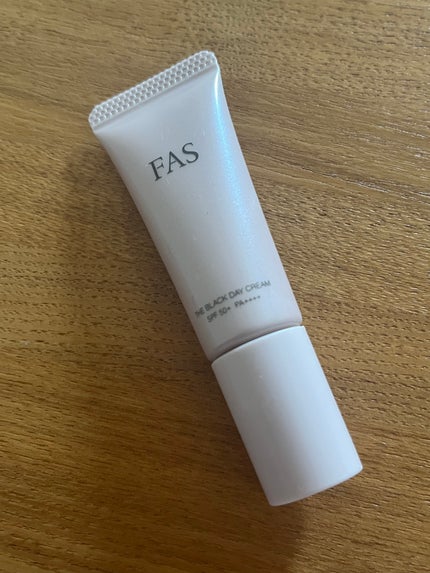 FAS ザ ブラック デイ クリーム/FAS/フェイスクリームを使ったクチコミ(1枚目)