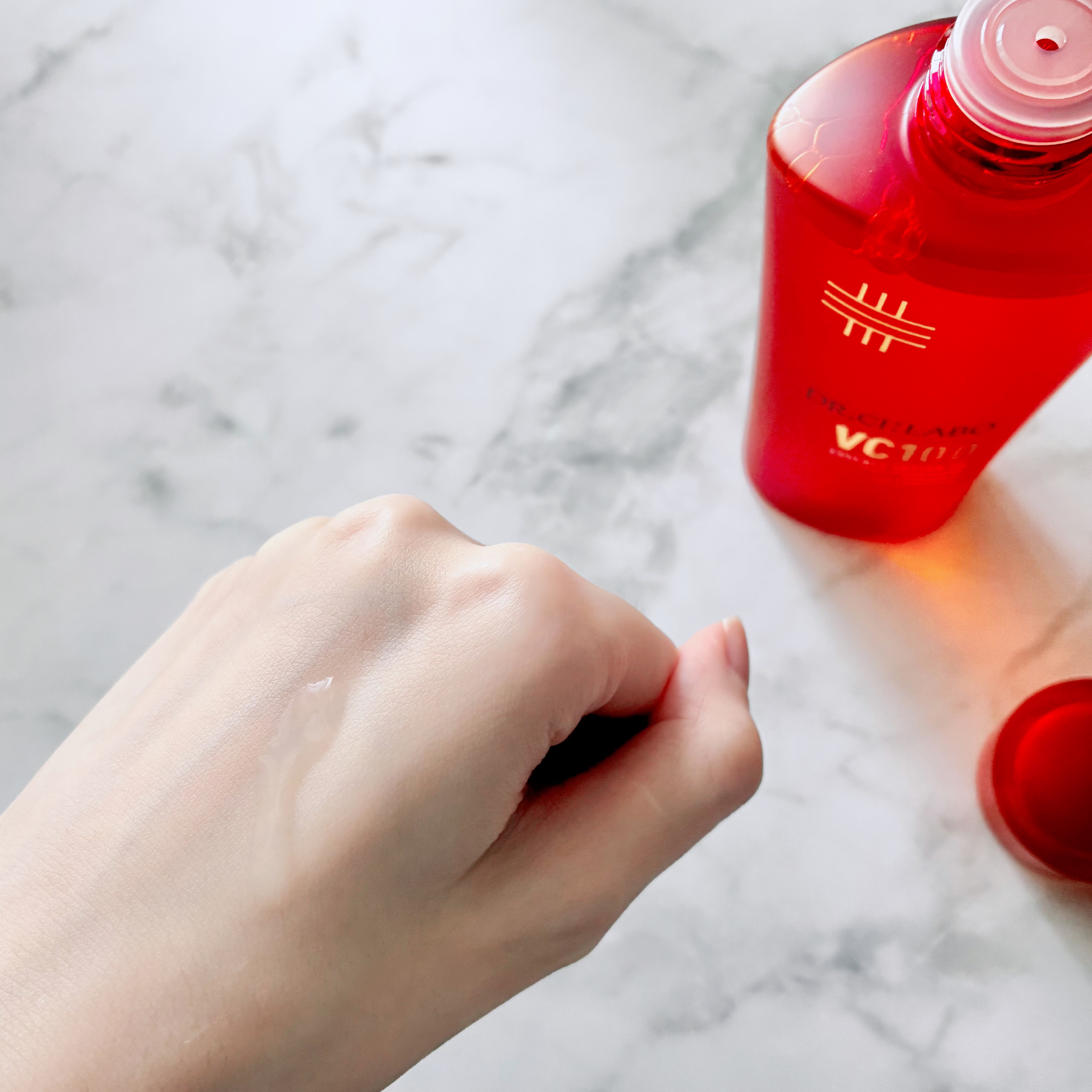 VC100エッセンスローション EX/ドクターシーラボⓇ/化粧水を使ったクチコミ（2枚目）