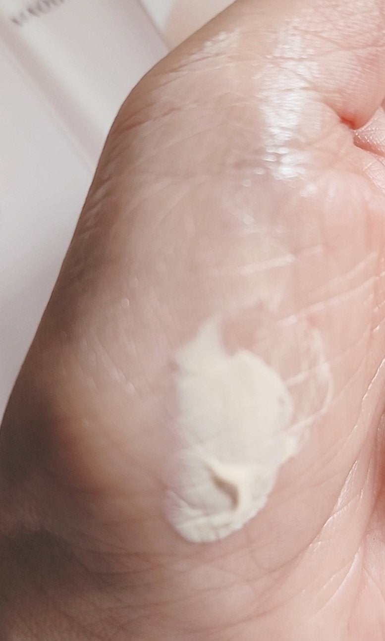 エッセンスベース EX/マキアージュ/化粧下地を使ったクチコミ(2枚目)