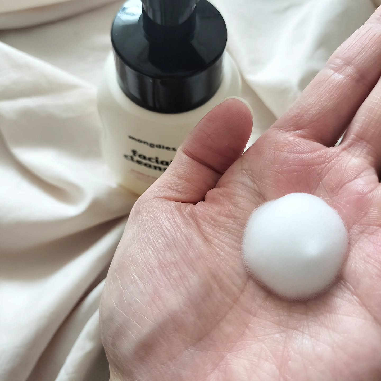 ベビー・弱酸性クレンジングフォーム/モンディエス/泡洗顔を使ったクチコミ（3枚目）