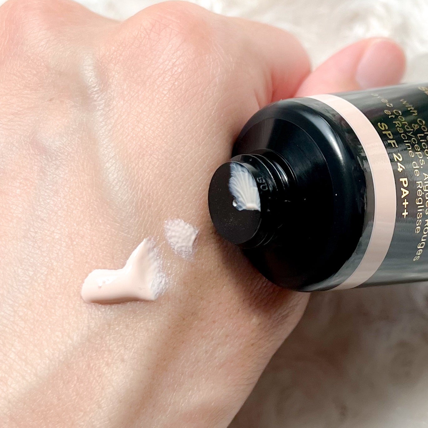 インテンシブ セラム ラディアンス プライマー/BOBBI BROWN/化粧下地を使ったクチコミ(2枚目)