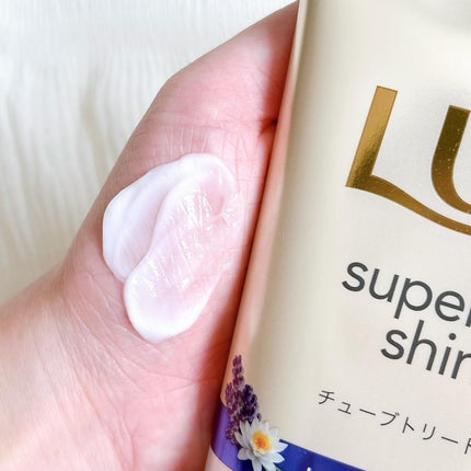 ラックス スーパーリッチシャイン リラックスナイトケア まとまりチューブトリートメント/LUX/洗い流すヘアトリートメントを使ったクチコミ(4枚目)