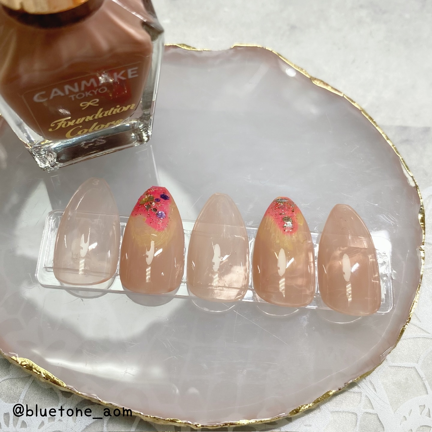ファンデーションカラーズ/キャンメイク/マニキュアを使ったクチコミ（3枚目）