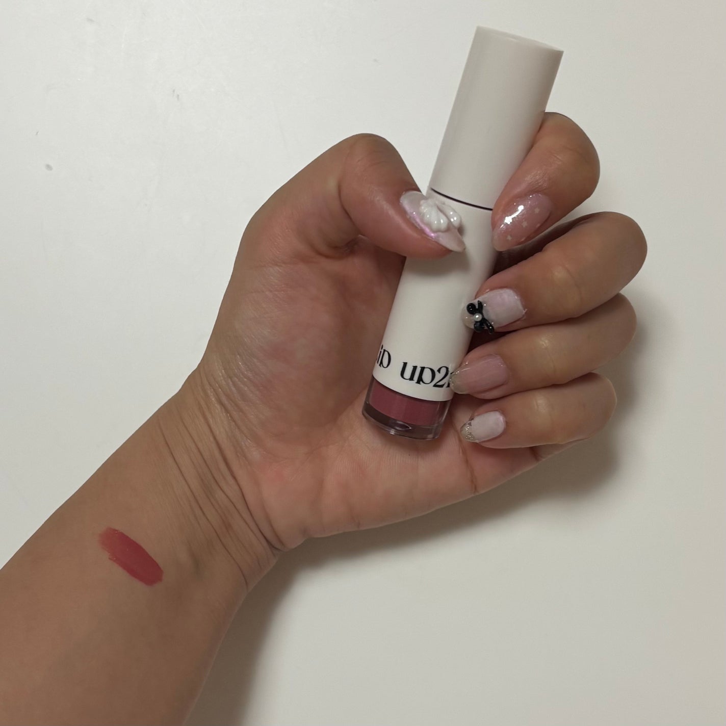 アップトゥーミー ハグマイリップ カラーロックプランパー/up2me/リッププランパーを使ったクチコミ(2枚目)