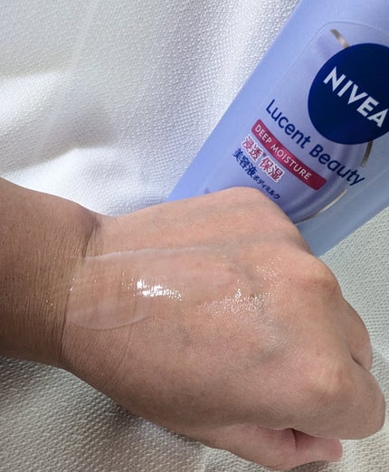 ニベア ルーセントビューティ ディープモイスチャー 浸透保湿美容液ボディミルク リッチローズの香り/ニベア/ボディミルクを使ったクチコミ(5枚目)
