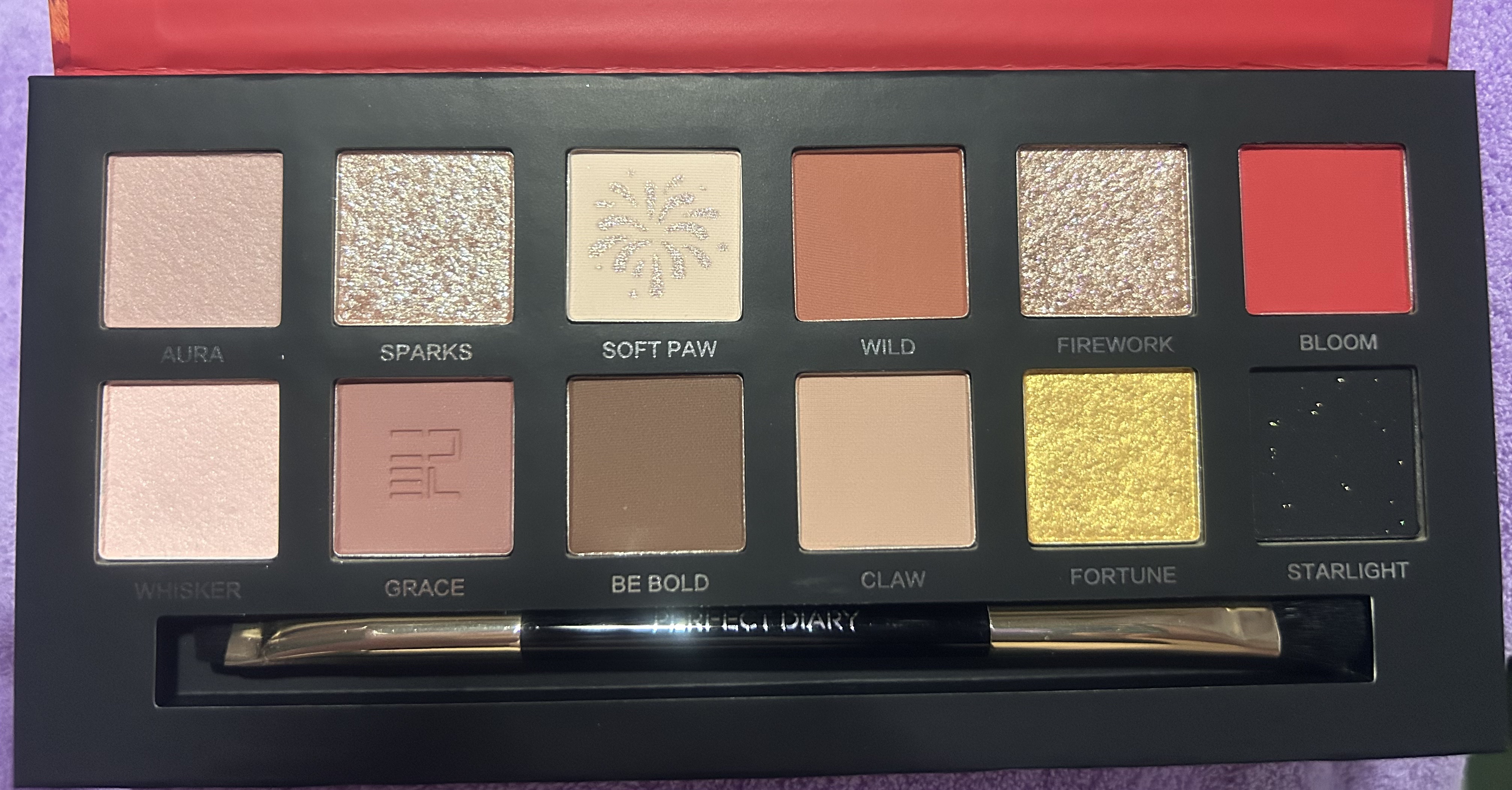 エクスプローラ12色 動物アイシャドウパレット/PERFECT DIARY/アイシャドウパレットを使ったクチコミ（2枚目）