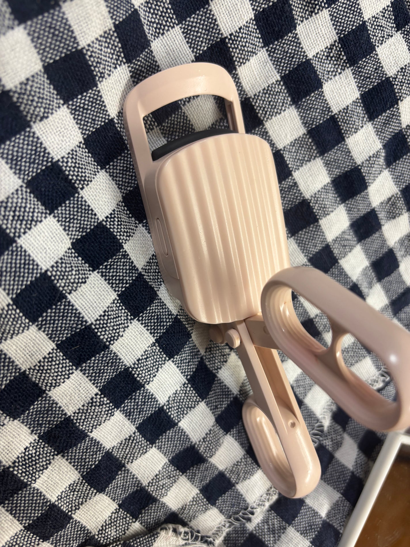 はさんであがるヒートカーラー/SHOBIDO/ホットビューラーを使ったクチコミ(2枚目)