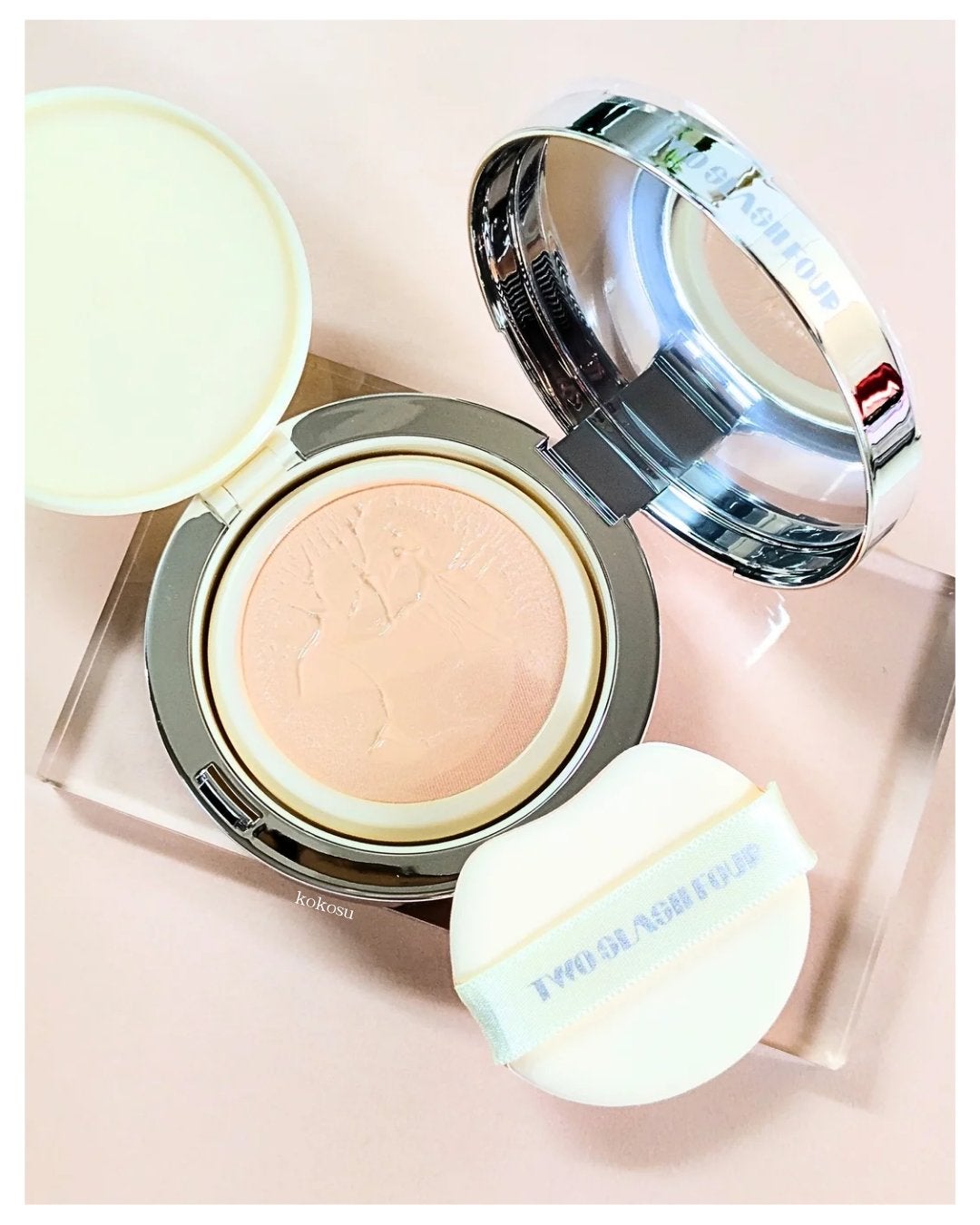 エンジェリックサテンクッション/TWO SLASH FOUR/クッションファンデーションを使ったクチコミ(2枚目)