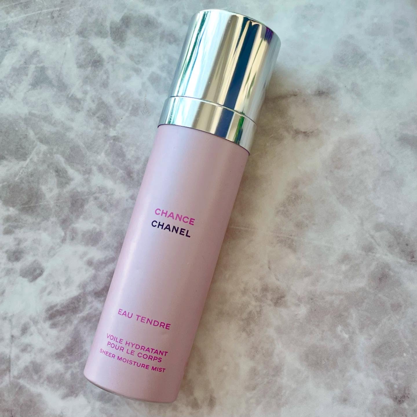 CHANEL チャンス オー タンドゥル モイスチャー ミストのクチコミ「♡チャンス オータンドゥルモイスチャー ミスト♡

シャネルのボディーミストは、ふんわりと広が.....」（2枚目）