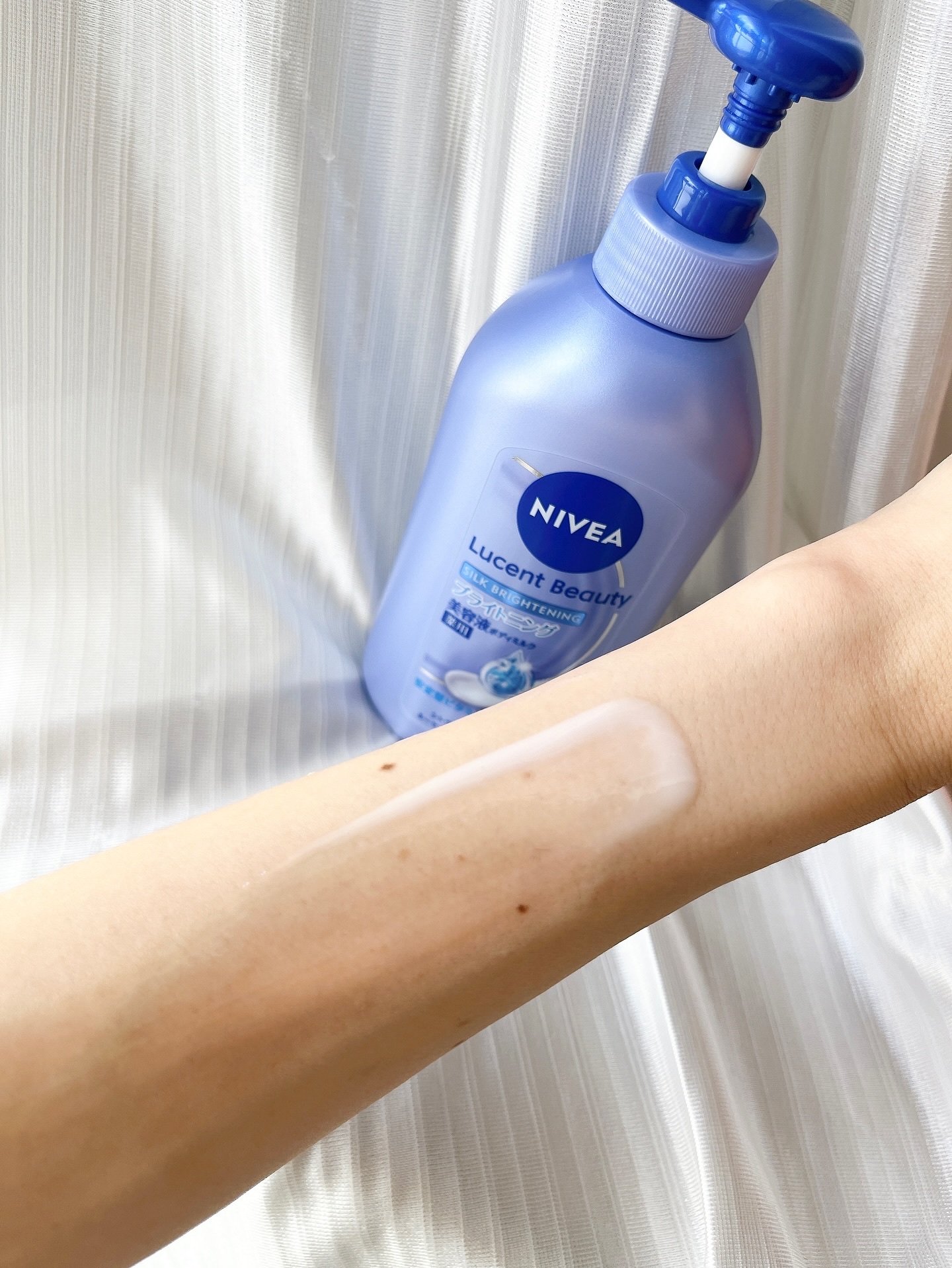 【医薬部外品】ニベア ルーセントビューティ シルクブライトニング ブライトニング美容液ボディミルク/ニベア/ボディミルクを使ったクチコミ（3枚目）