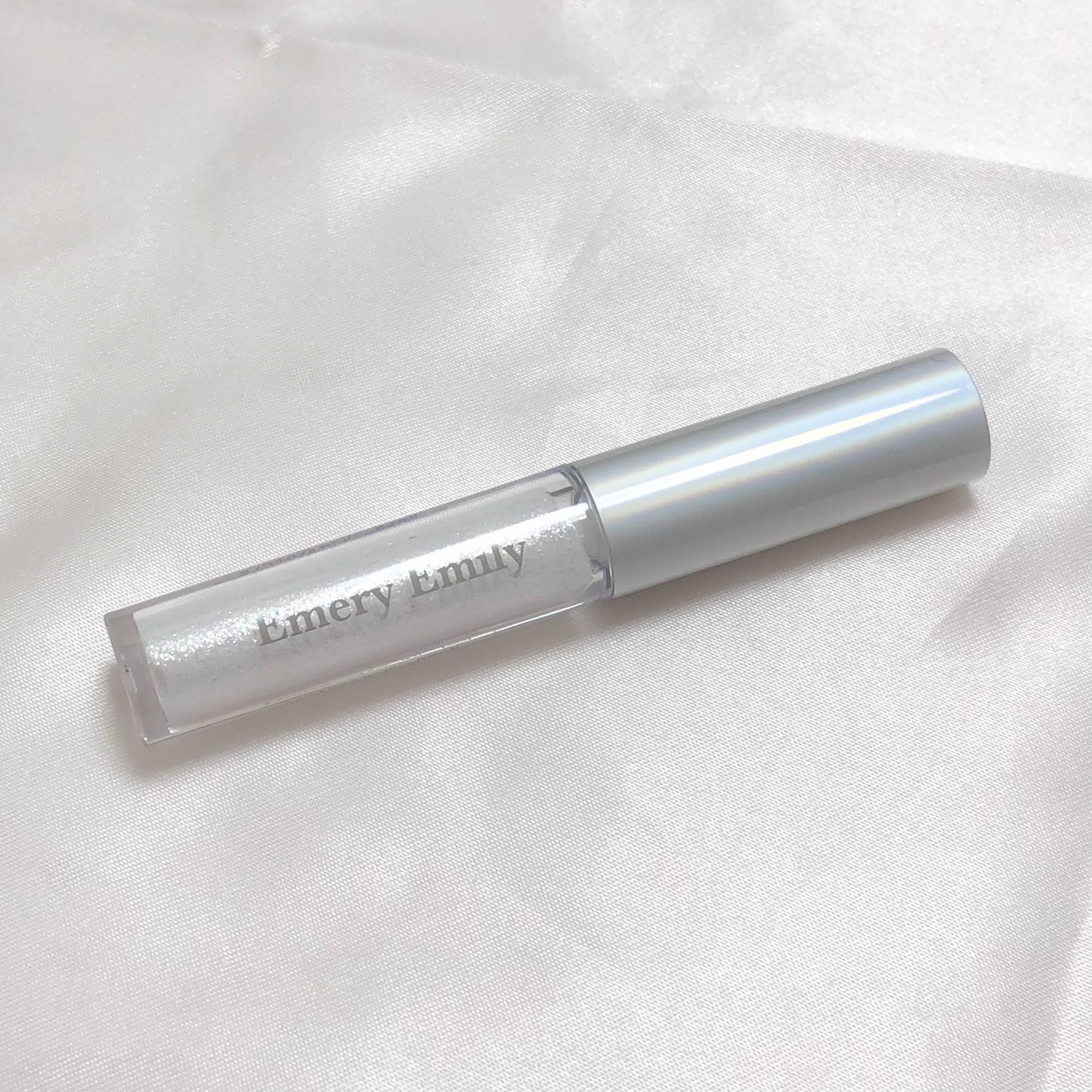 ドリーミー グリッターライナー/Emery Emily/グリッターを使ったクチコミ（3枚目）