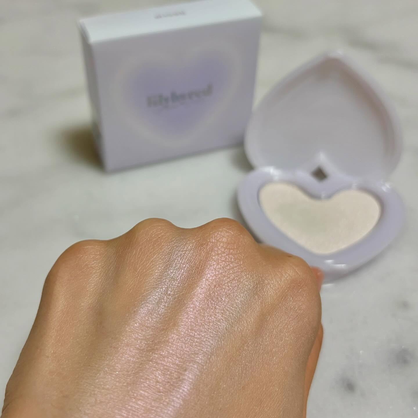 ラヴビーム グロウヴェール/lilybyred/パウダーハイライトを使ったクチコミ（3枚目）