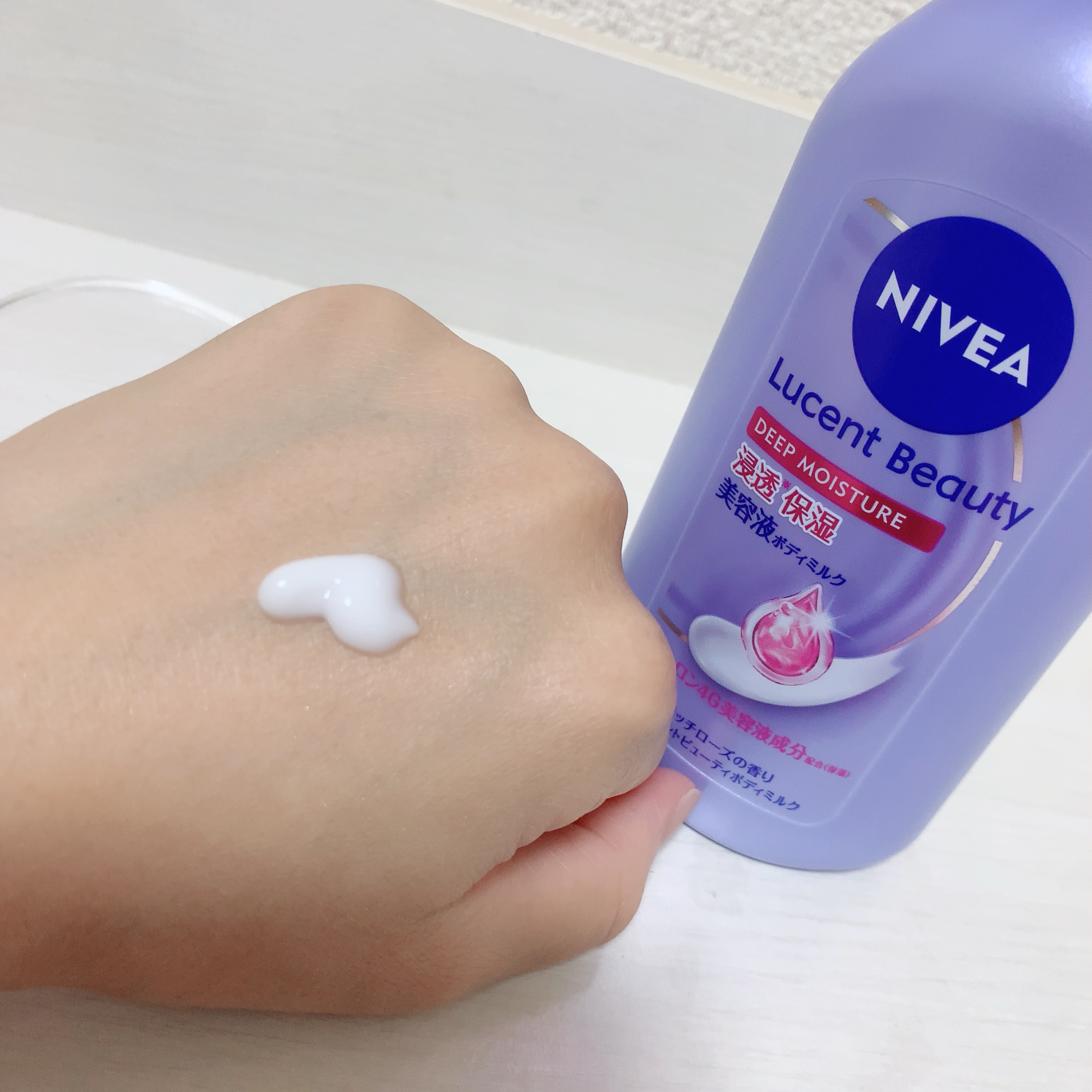 ニベア ルーセントビューティ ディープモイスチャー 浸透保湿美容液ボディミルク リッチローズの香り/ニベア/ボディミルクを使ったクチコミ（2枚目）
