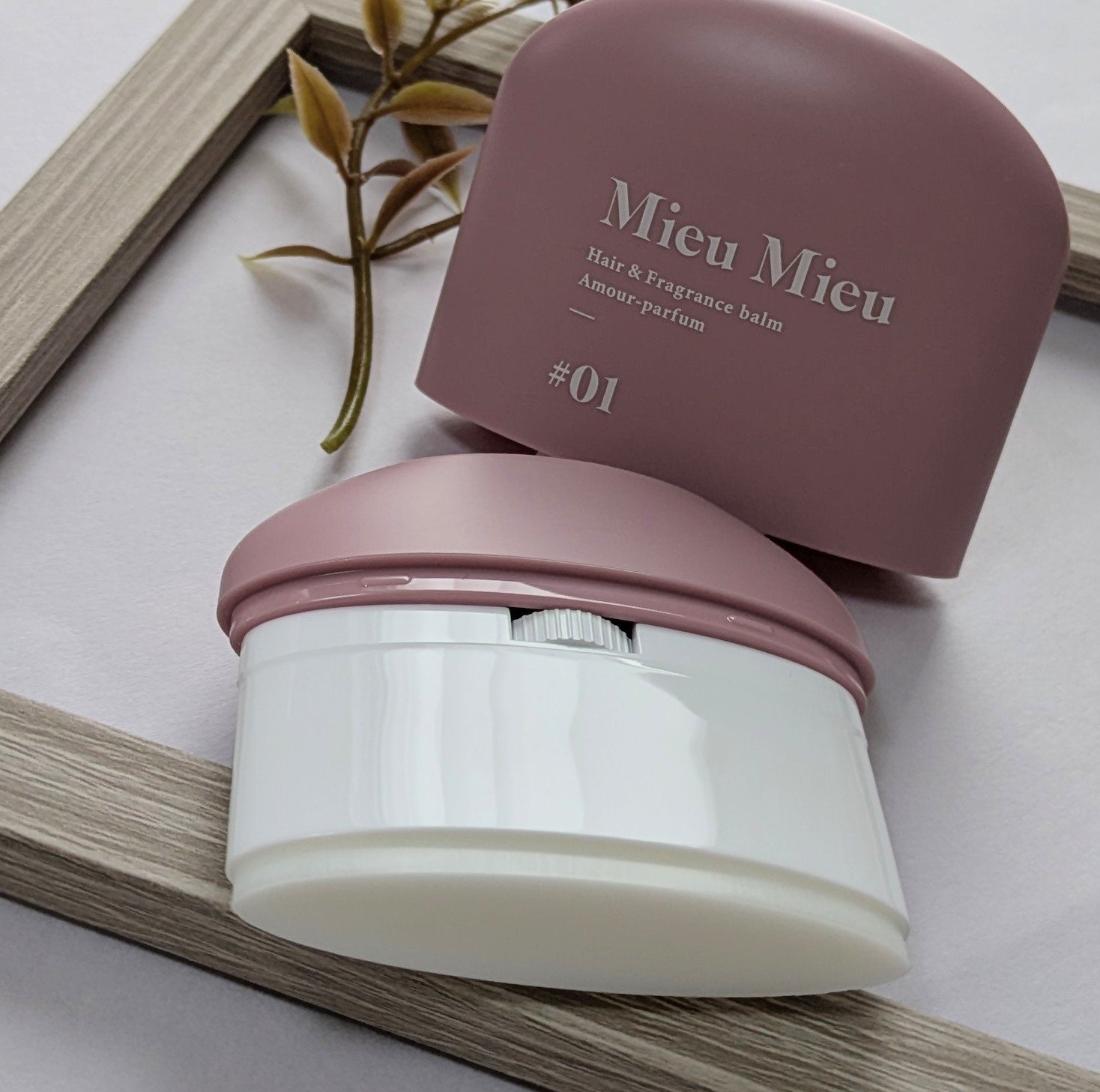 ミュミュ エスティック　＃０１/MieuMieu/ヘアバームを使ったクチコミ（2枚目）