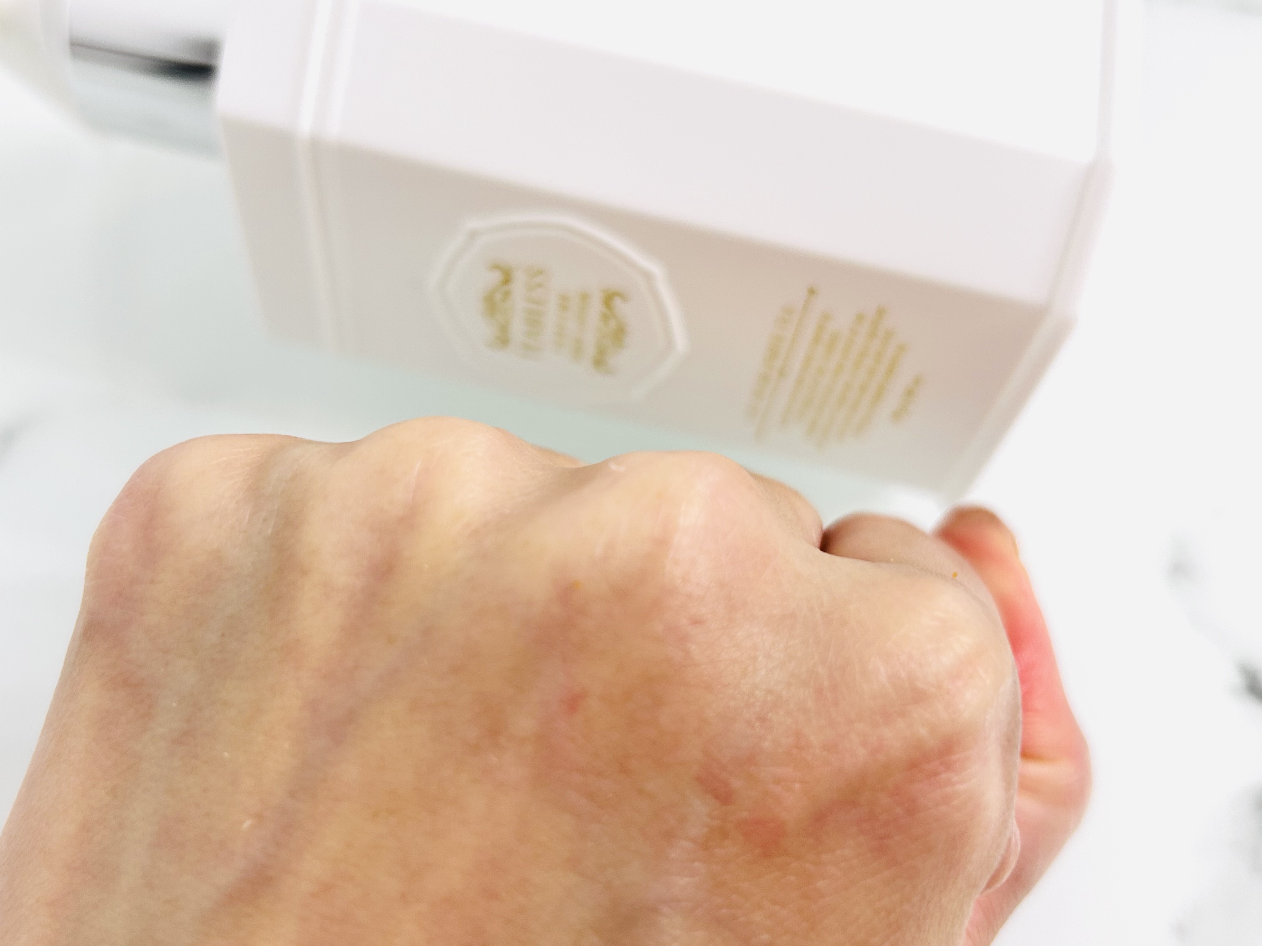 パフュームボディローション リリィムスクホワイトティー/TEABLESS/ボディローションを使ったクチコミ（3枚目）