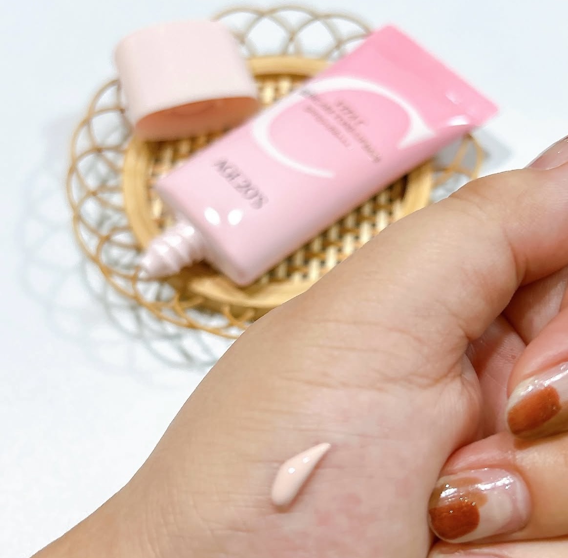 ビタシースキンケアトンアップ化粧下地/AGE20’s/化粧下地を使ったクチコミ（2枚目）