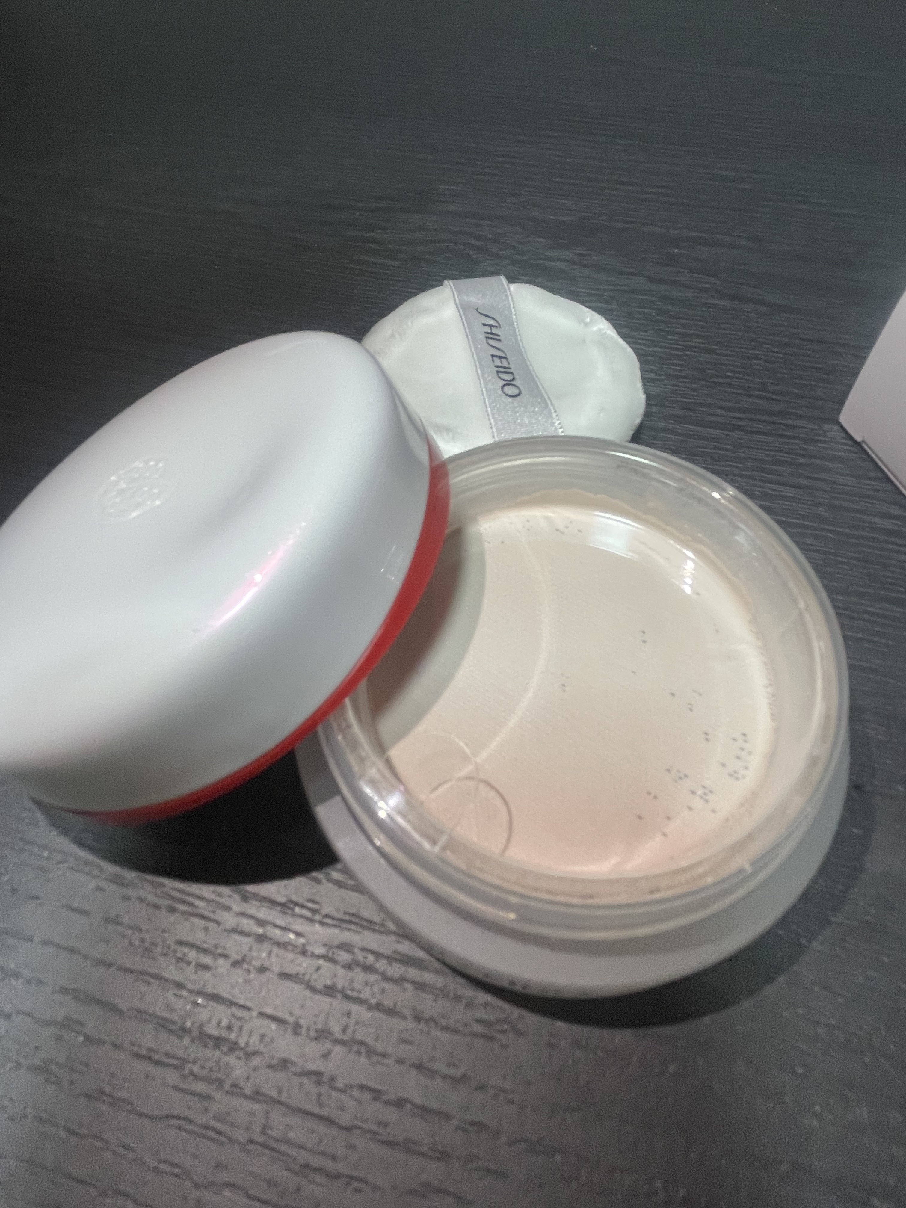 SHISEIDO エッセンス スキンセッティング パウダー/SHISEIDO/ルースパウダーを使ったクチコミ（2枚目）