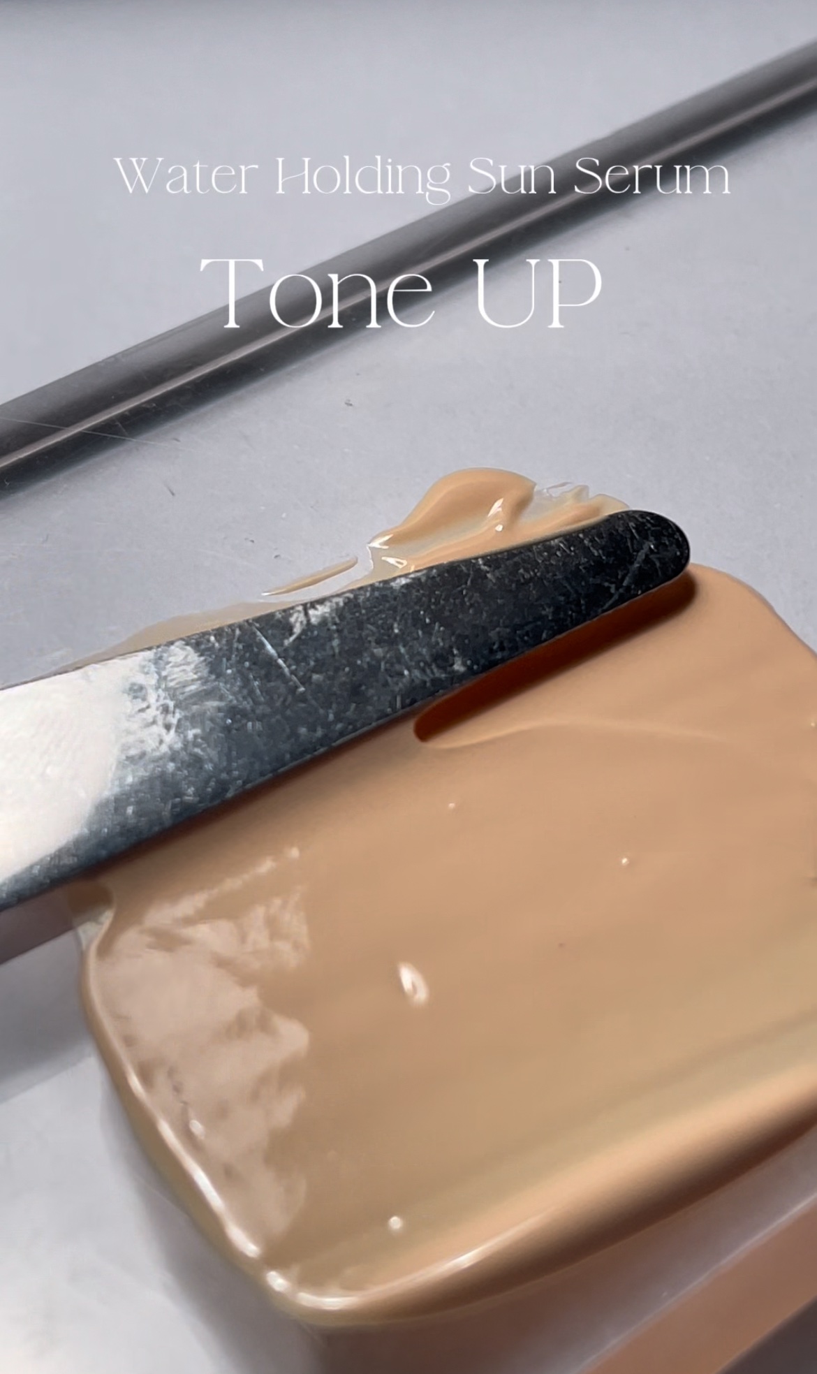 ウォーターホールディングトーンアップサンセラム/KAHI/日焼け止めローションを使ったクチコミ（3枚目）