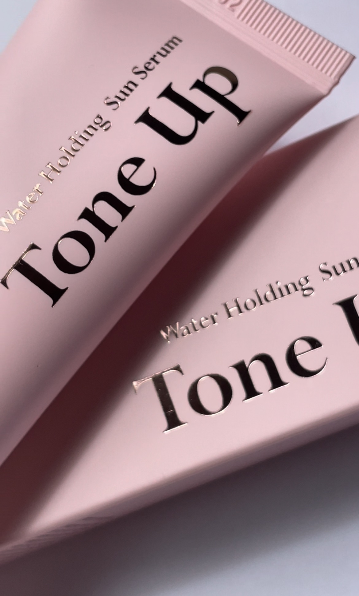 ウォーターホールディングトーンアップサンセラム/KAHI/日焼け止めローションを使ったクチコミ（2枚目）