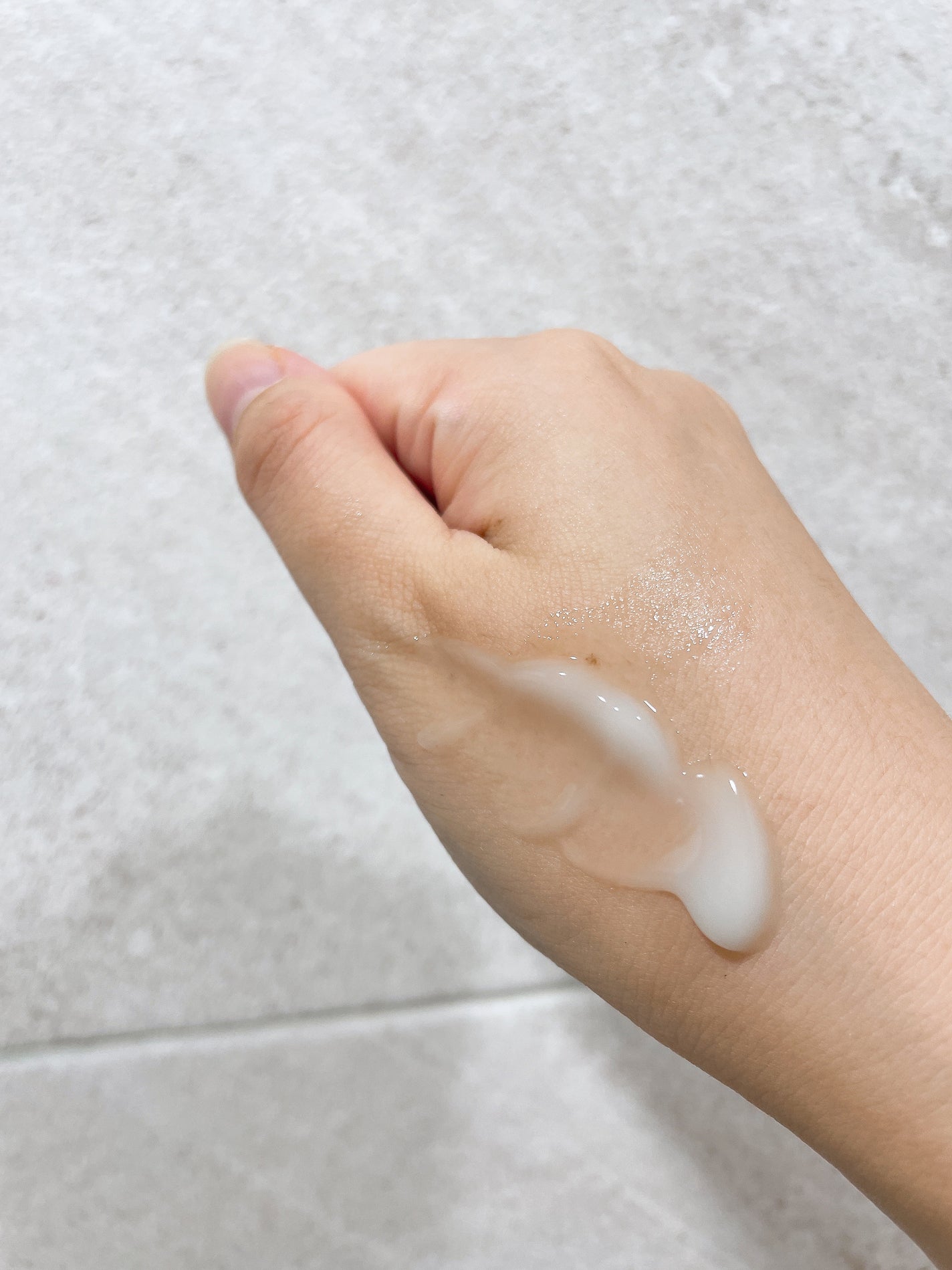 フリーズタグアイスローラー/CHASIN'RABBITS/美容液を使ったクチコミ(3枚目)