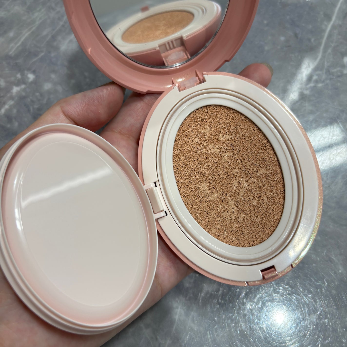 マスクフィットオールカバークッション/TIRTIR(ティルティル)/クッションファンデーションを使ったクチコミ(4枚目)