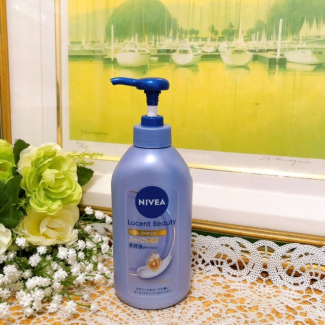 ニベア ルーセントビューティ バイタルエンリッチ ふっくら豊潤美容液ボディミルク カモミール&ローズの香り/ニベア/ボディミルクを使ったクチコミ(1枚目)