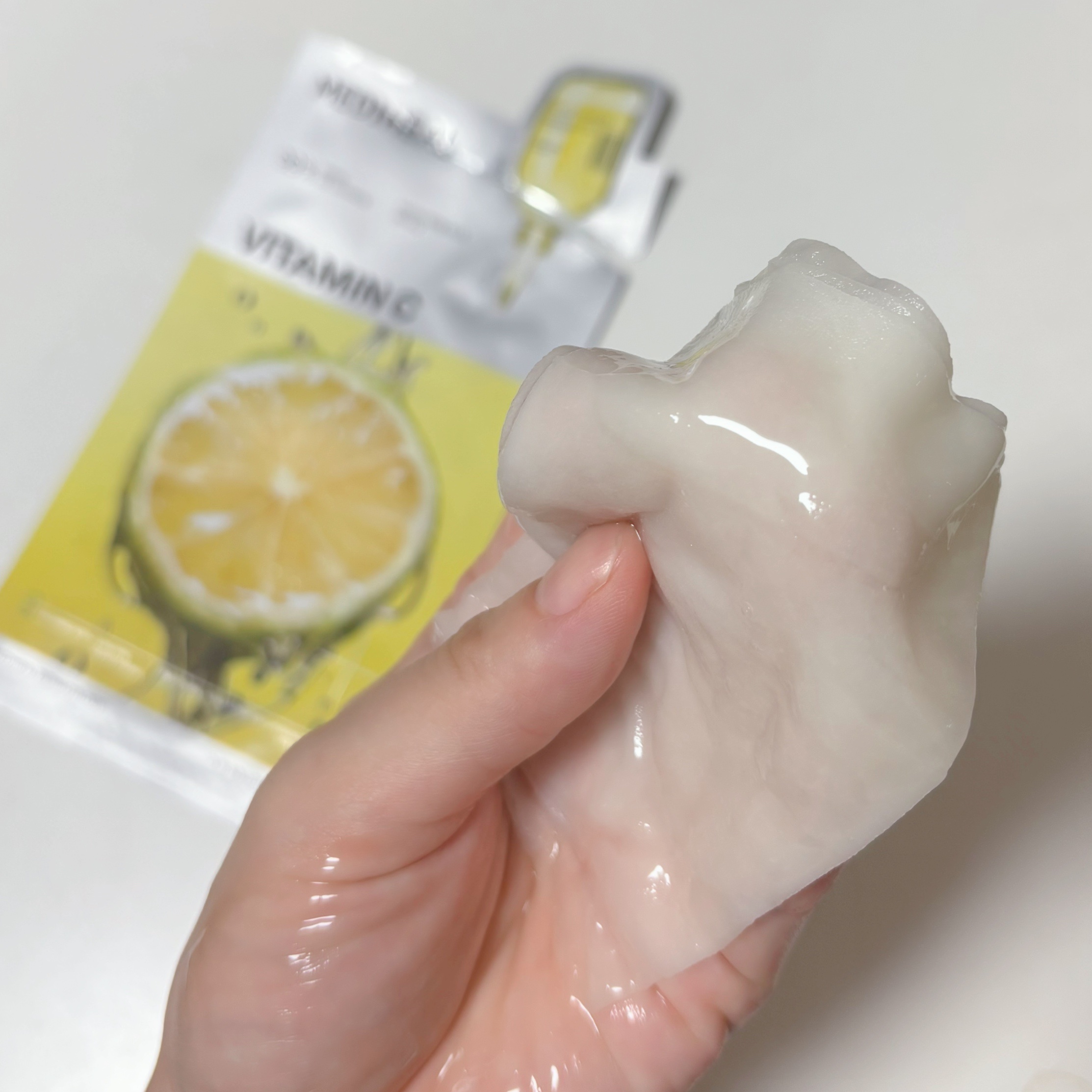 ビタミンCエッセンシャルマスク/MEDIHEAL/シートマスク・パックを使ったクチコミ（2枚目）