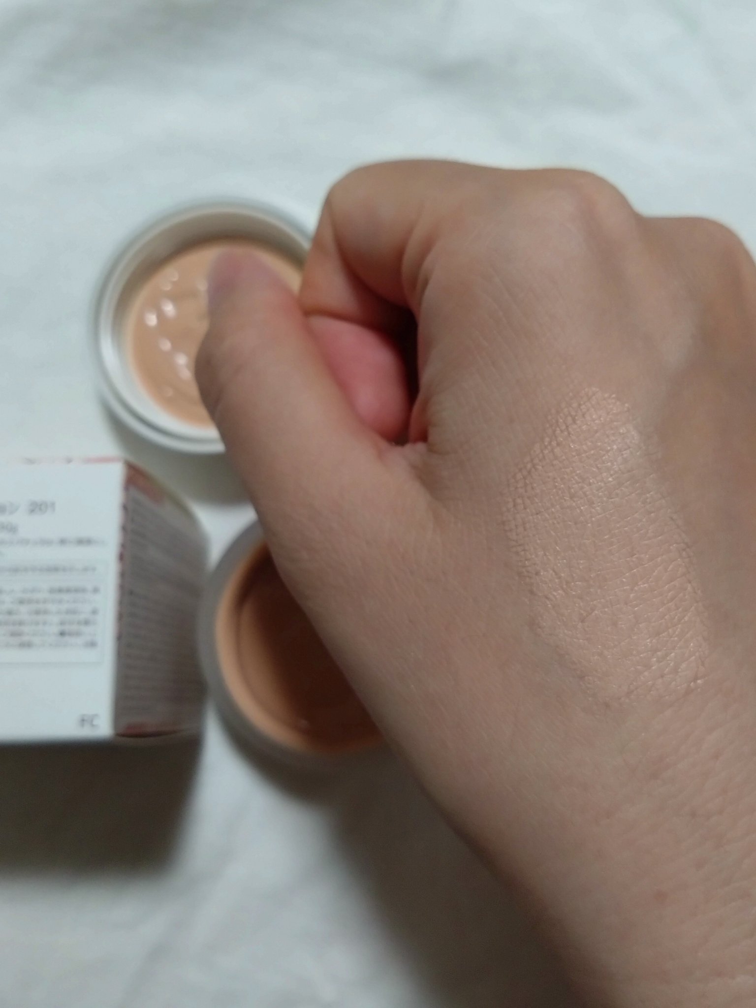 サブライム クリーム ファンデーション/PAUL & JOE BEAUTE/クリーム・エマルジョンファンデーションを使ったクチコミ（3枚目）