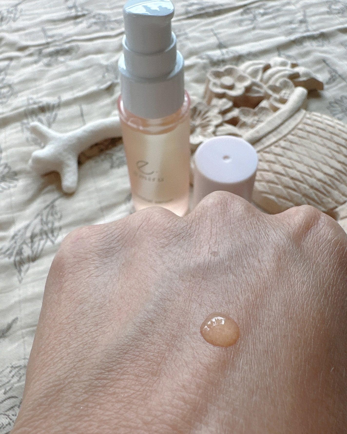 エッセンシャルセラム/emiru/美容液を使ったクチコミ(3枚目)