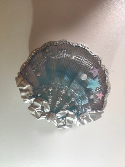 FlowerKnows シェルズジュエルコレクション サテンチークのクチコミ「【使った商品】シェルズジュエルコレクション サテンチーク03
【色味】コーラルピンク
【色もち.....」(1枚目)