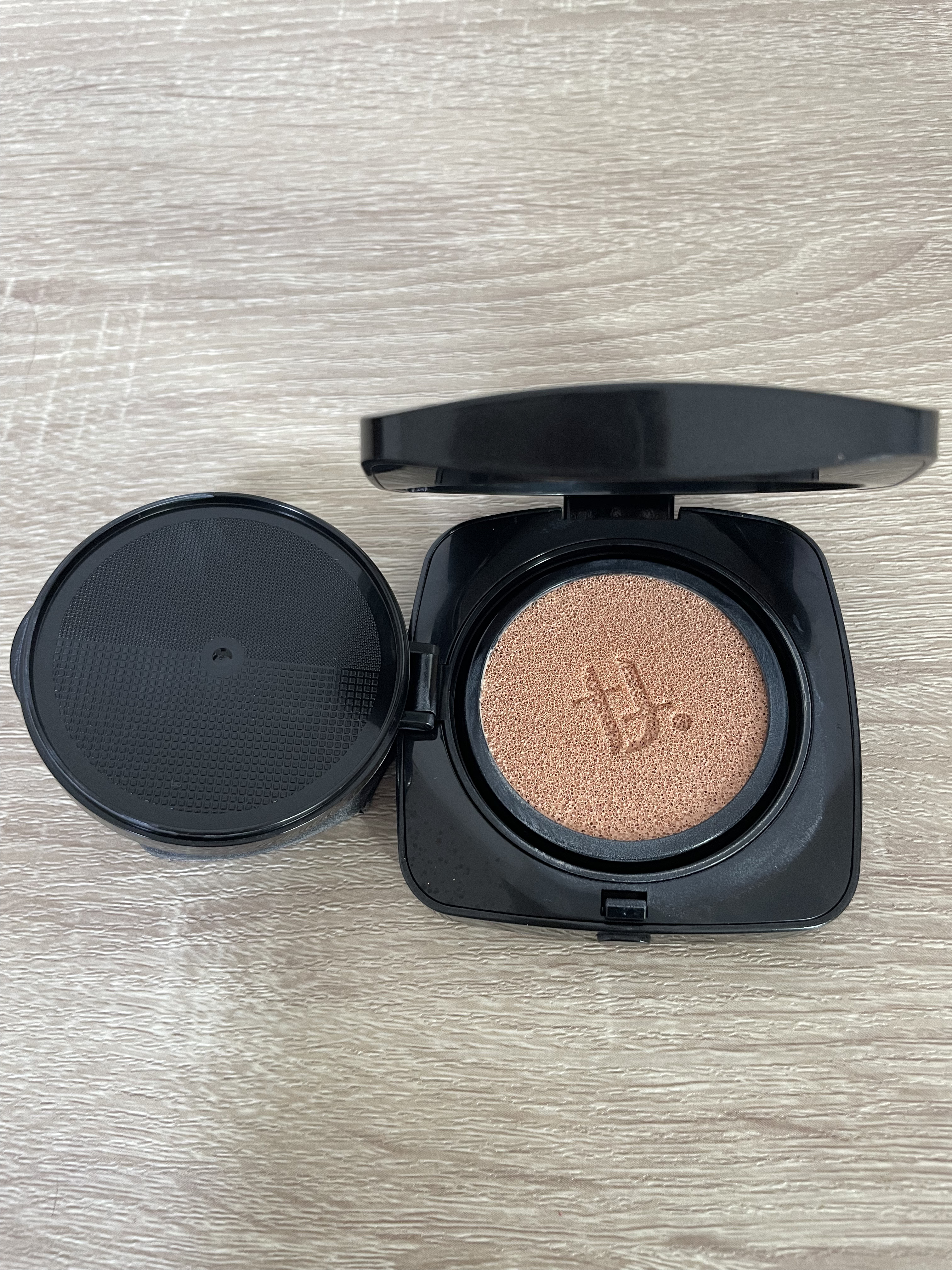 レイヤリングフィット グロークッションEX W01 バニラ(Vanilla)/TFIT/クッションファンデーションを使ったクチコミ（2枚目）