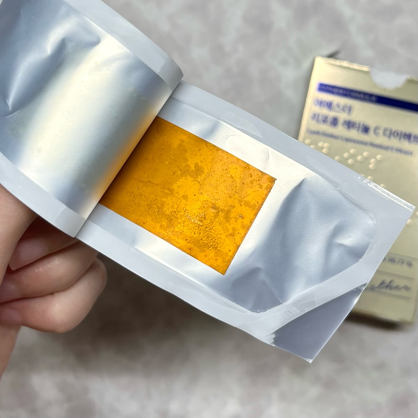 ヨエスターリポソームレチノールCダイレクトフィルム/ESTHER FORMULA/美容サプリメントを使ったクチコミ（3枚目）