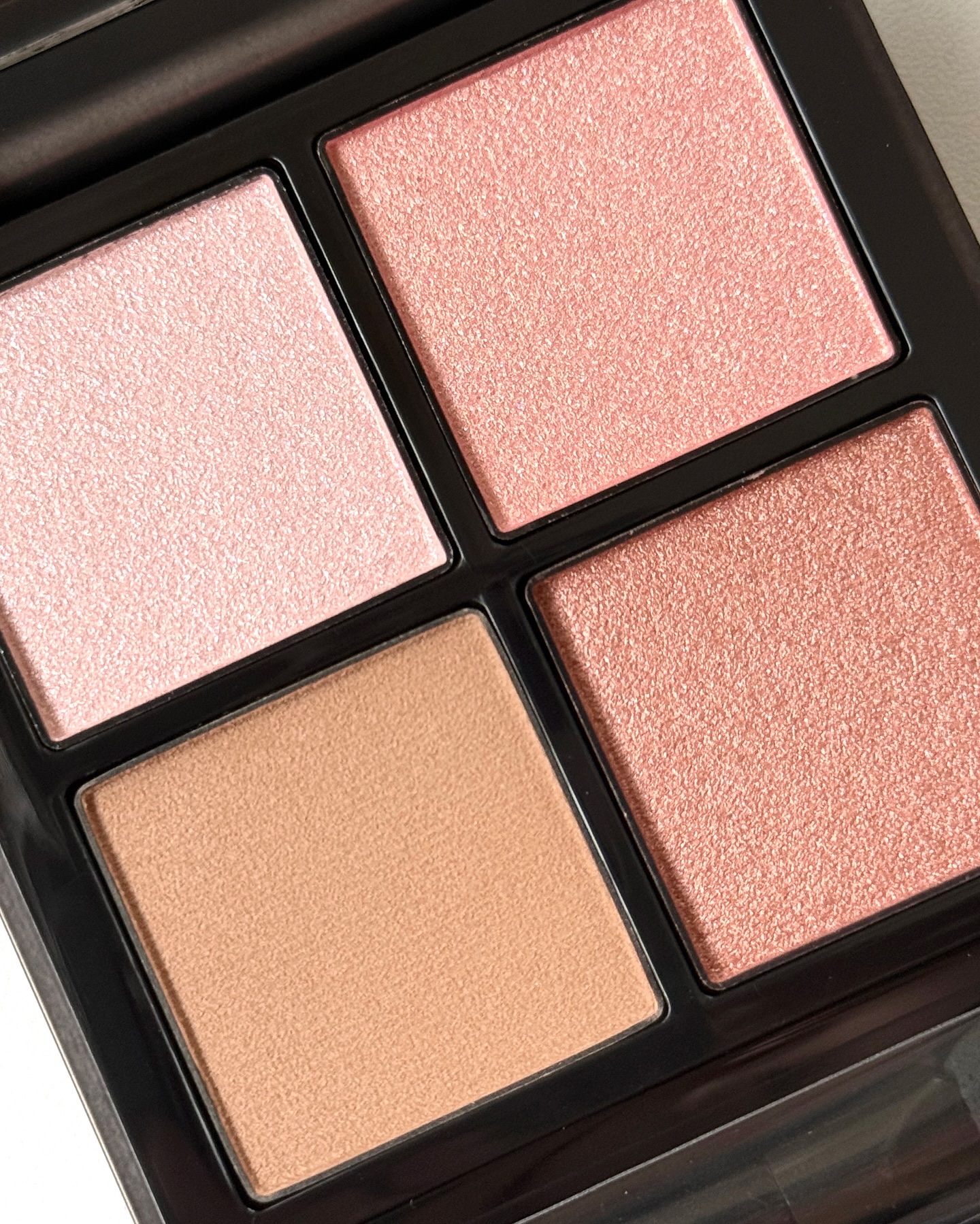 THREE スターゲージング アイシャドウクアッド/THREE/アイシャドウパレットを使ったクチコミ（3枚目）