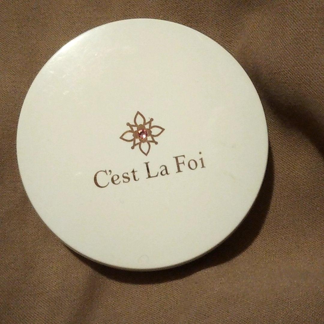 エッセンスパウダー /セラフォア/プレストパウダーを使ったクチコミ(1枚目)