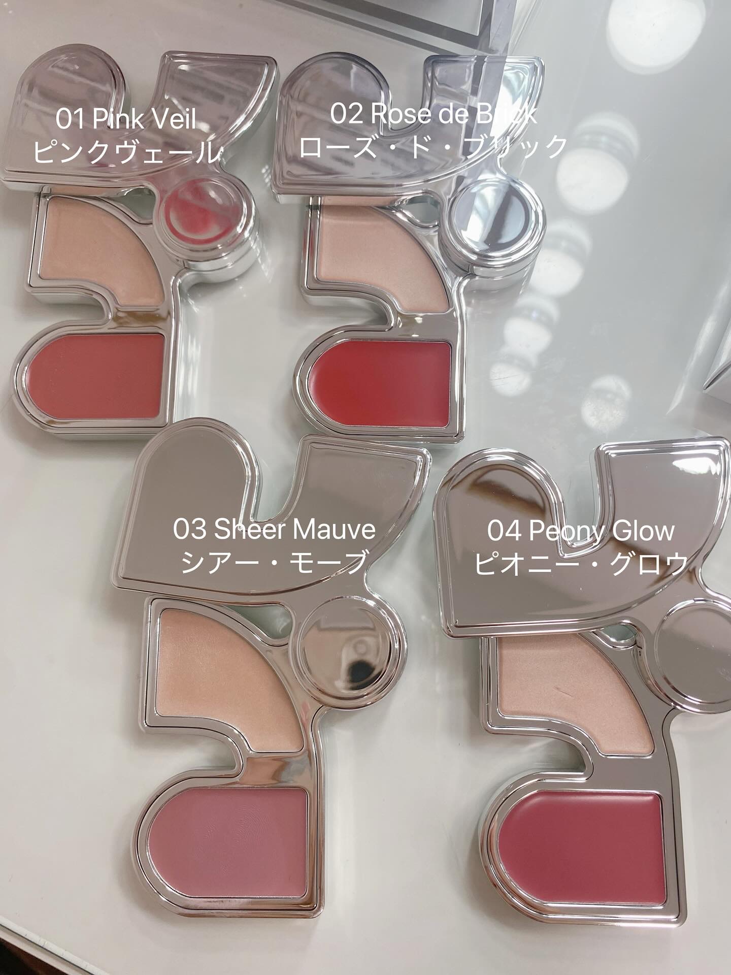 マルチブラッシュアンドハイライターデュオ/Rest & Recreation BEAUTY/ジェル・クリームチークを使ったクチコミ（2枚目）