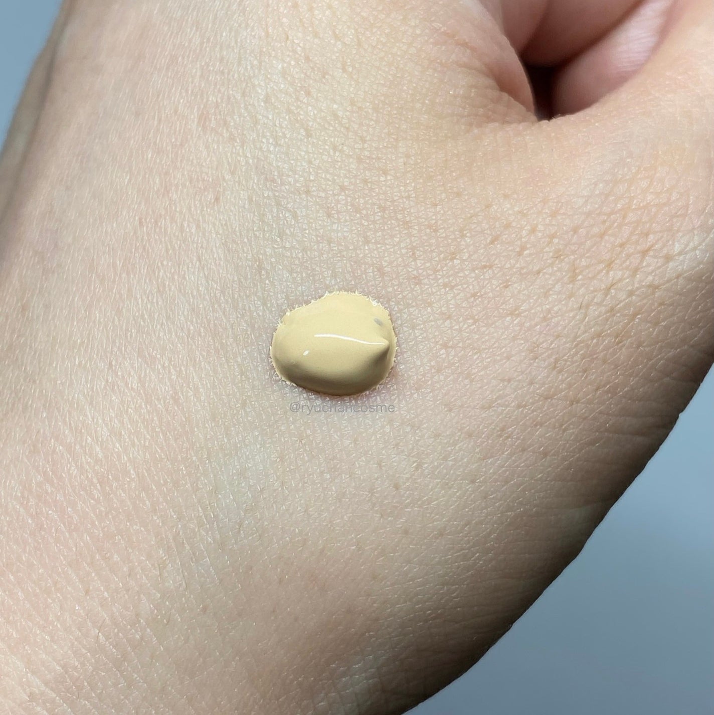 RMK リクイドファンデーション フローレスカバレッジ プラス/RMK/リキッドファンデーションを使ったクチコミ(2枚目)