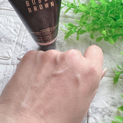 インテンシブ セラム ラディアンス プライマー/BOBBI BROWN/化粧下地を使ったクチコミ(5枚目)