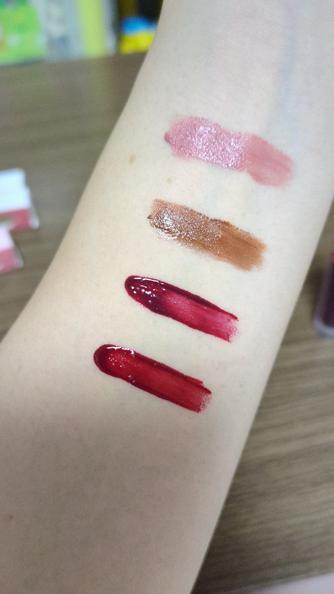 ヌーディクラウドベルベットティント/MOOLDA/リップティントを使ったクチコミ(10枚目)