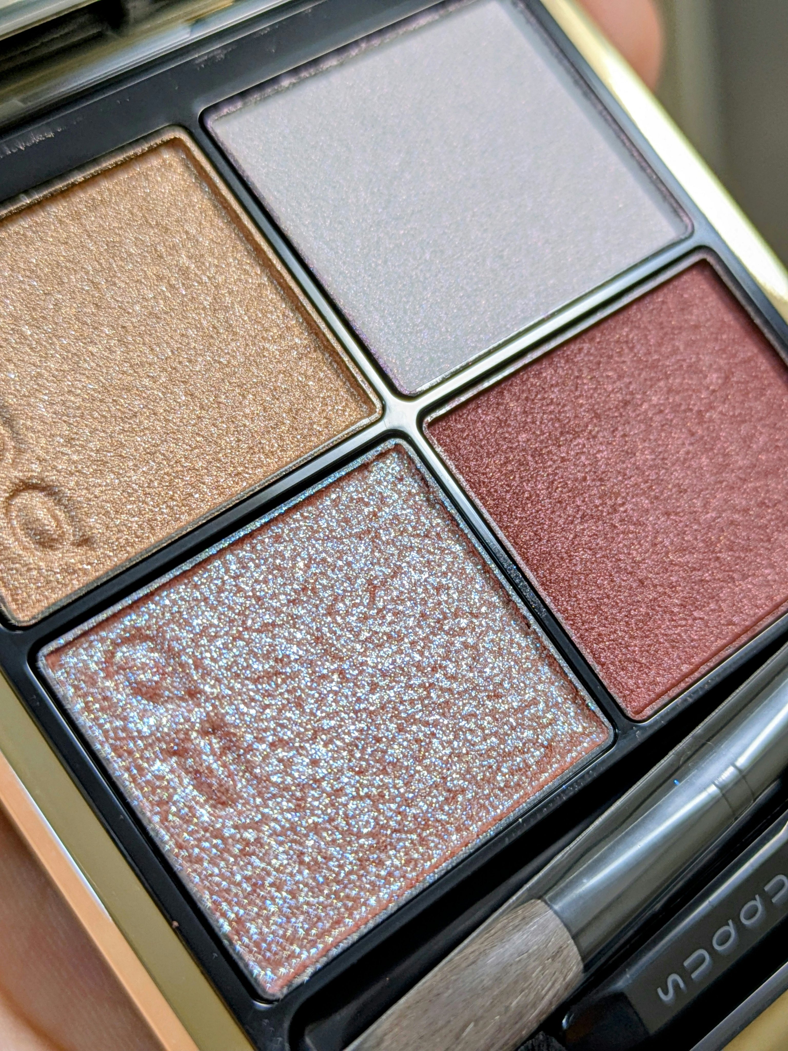 シグニチャー カラー アイズ/SUQQU/アイシャドウパレットを使ったクチコミ（2枚目）