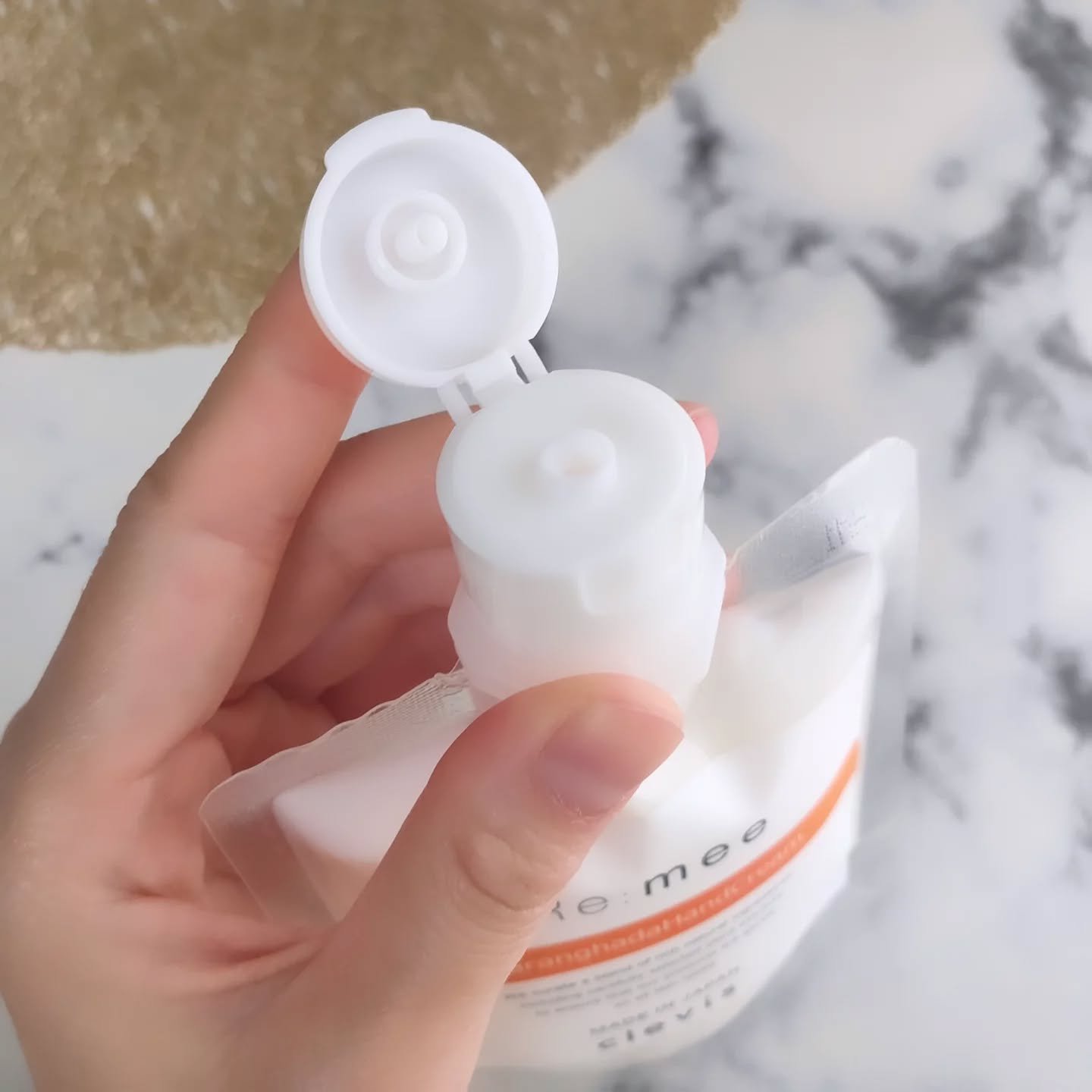 クレビス リ・ミー サランハダ ハンドクリーム/clevis/ハンドクリームを使ったクチコミ（3枚目）