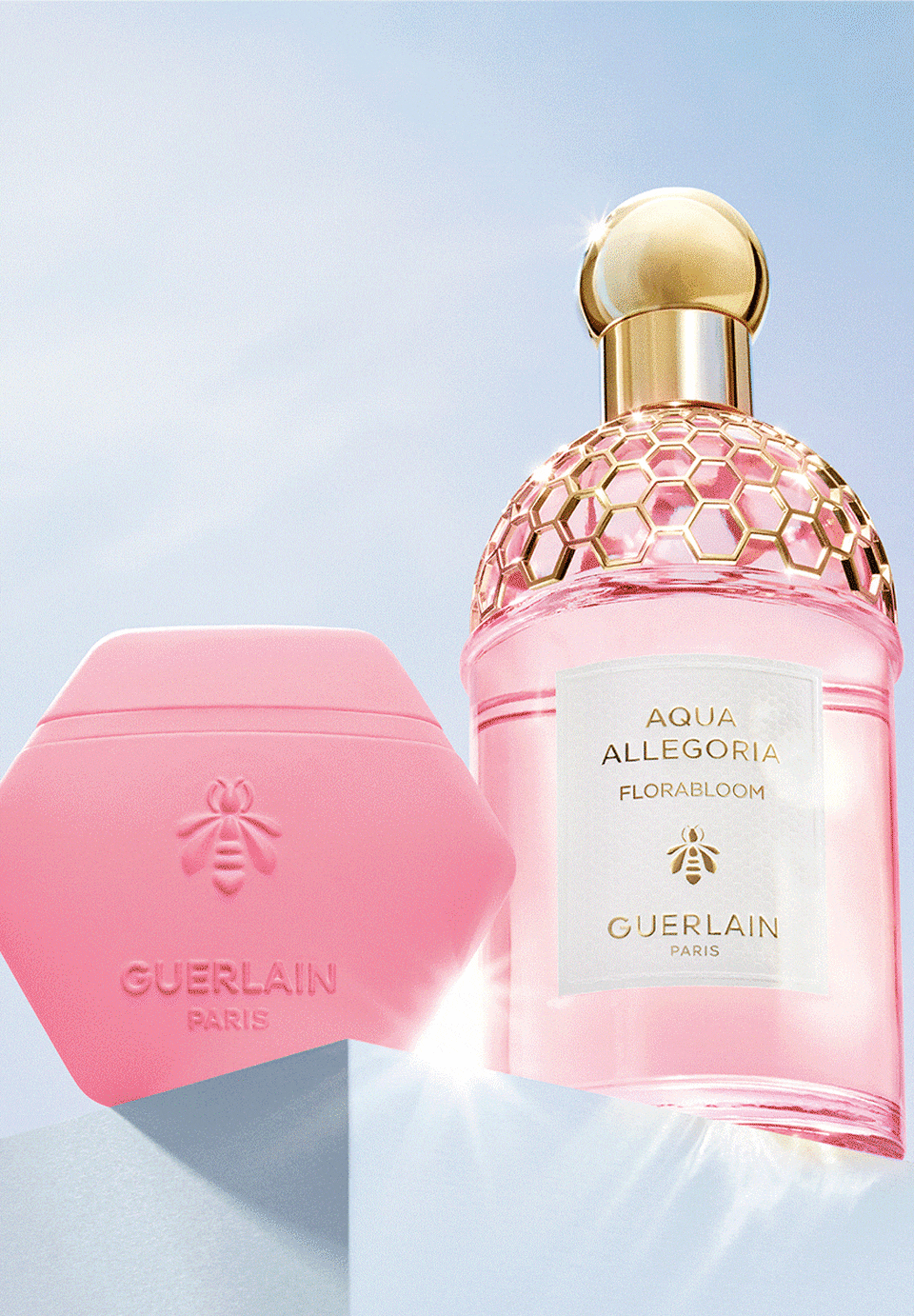 ベストコスメ多数受賞のフレグランスハンドクリームから、〈フローラブルーム〉が登場
━━━━━━━━━━━━━

ベストセラー3種に加えて、〈アクア アレゴリア フローラブルーム〉からもハンドクリームが新登場。チュベローズを基調として、ローズ