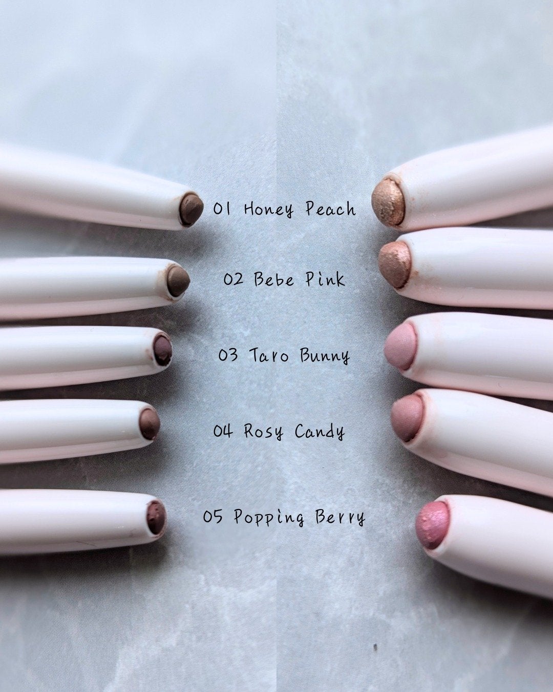 カラープレイデュアルライナー/2aN/スティックアイシャドウを使ったクチコミ(2枚目)