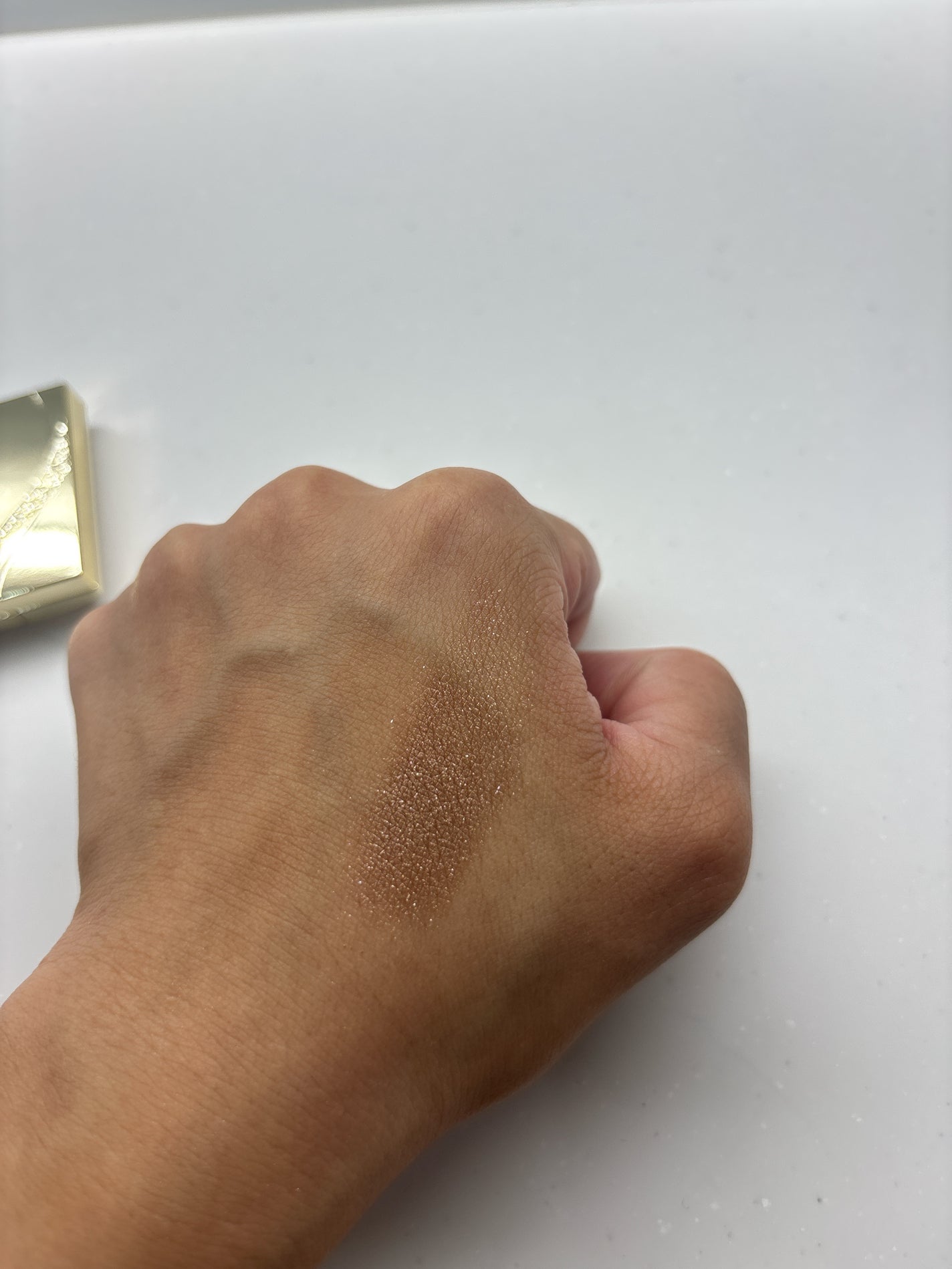 エレガンス プレジール アイズ/Elégance/単色アイシャドウを使ったクチコミ(4枚目)