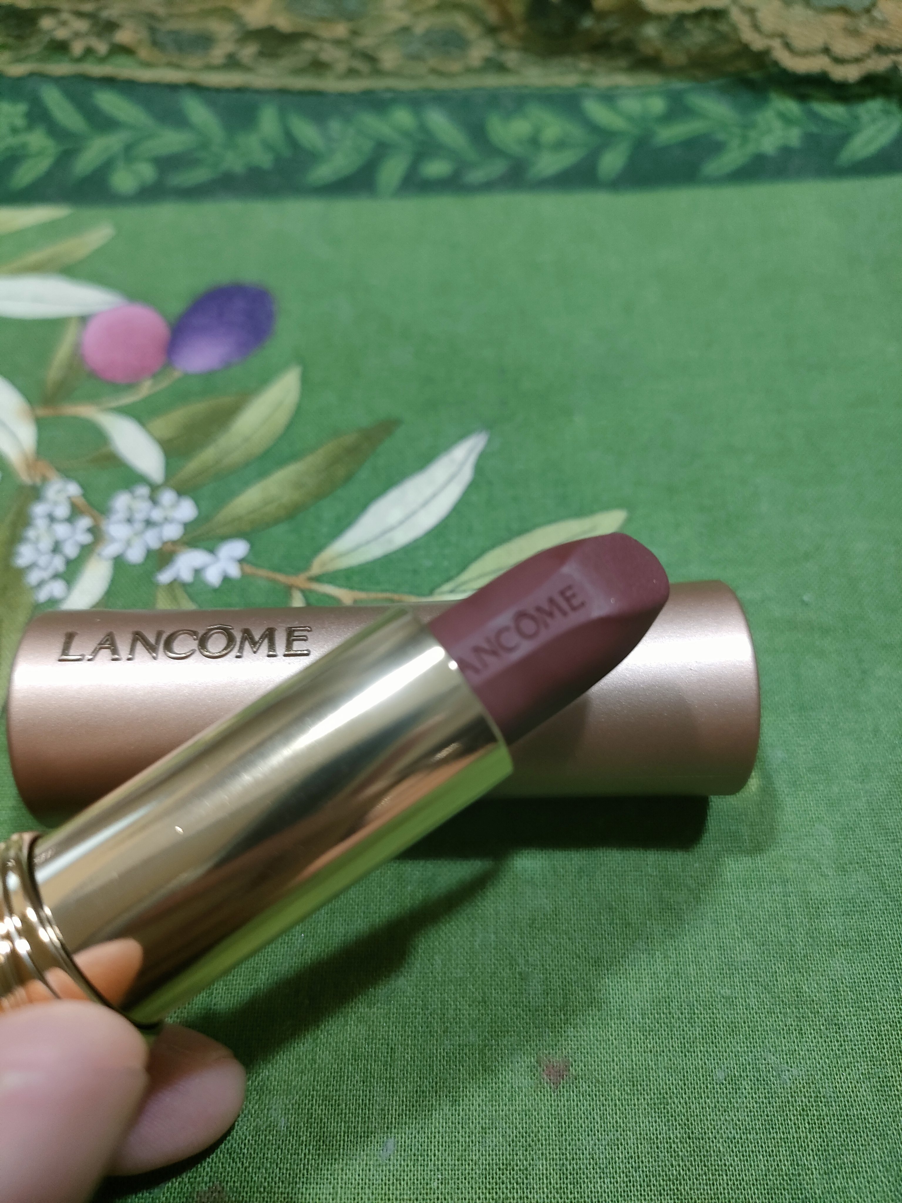 ラプソリュ ルージュ インティマット/LANCOME/口紅を使ったクチコミ（2枚目）