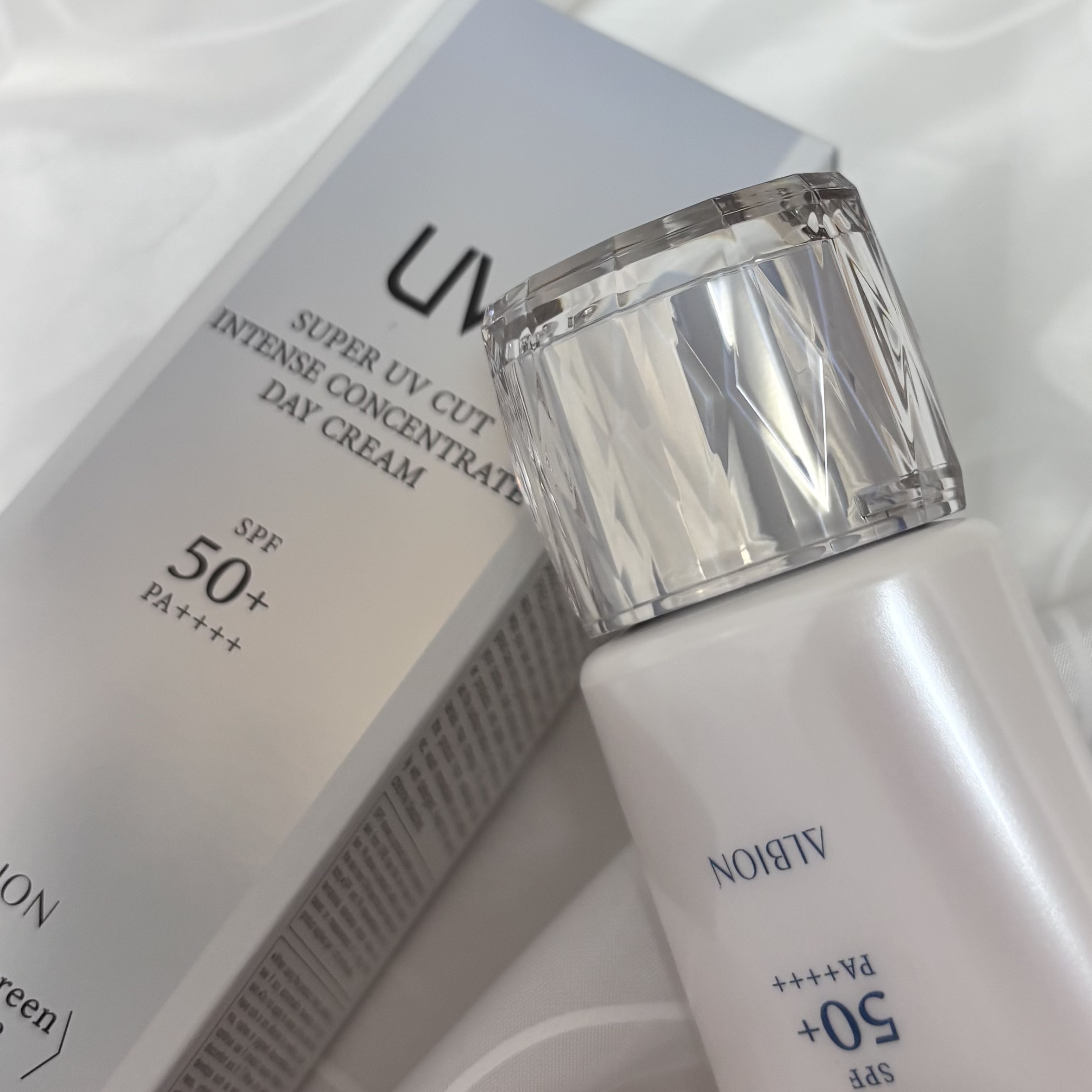 ALBION スーパー UV カット インテンスコンセントレート デイクリームのクチコミ「スーパー UV カット
インテンスコンセントレート デイクリーム

一年位ランコムのUV エク.....」（2枚目）